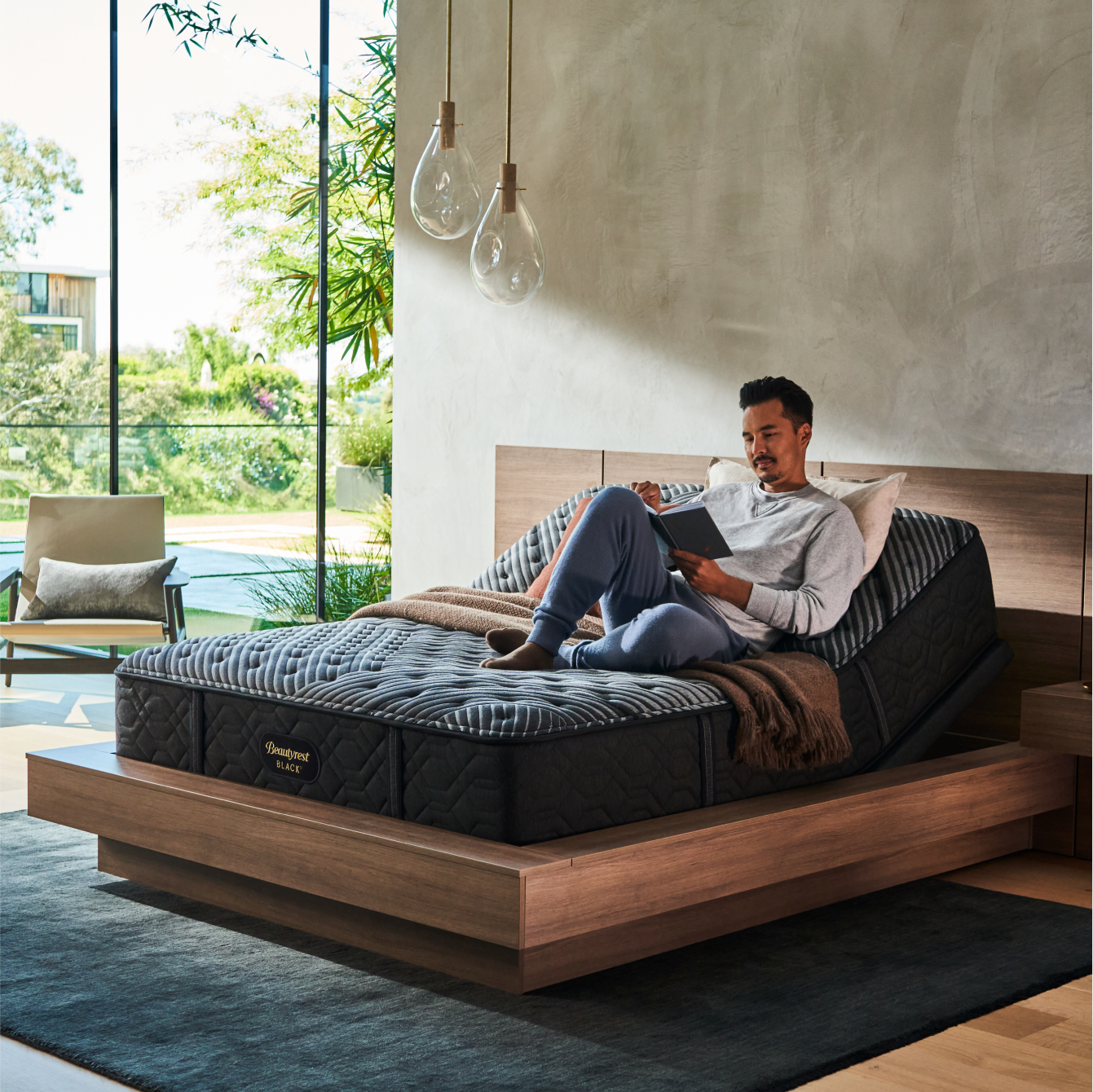 Adjustable bed with modern bedroom setting