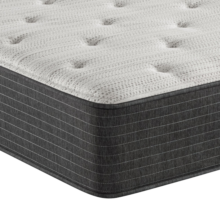 Corner view of the Beautyrest Silver BRS900 Medium Firm mattress