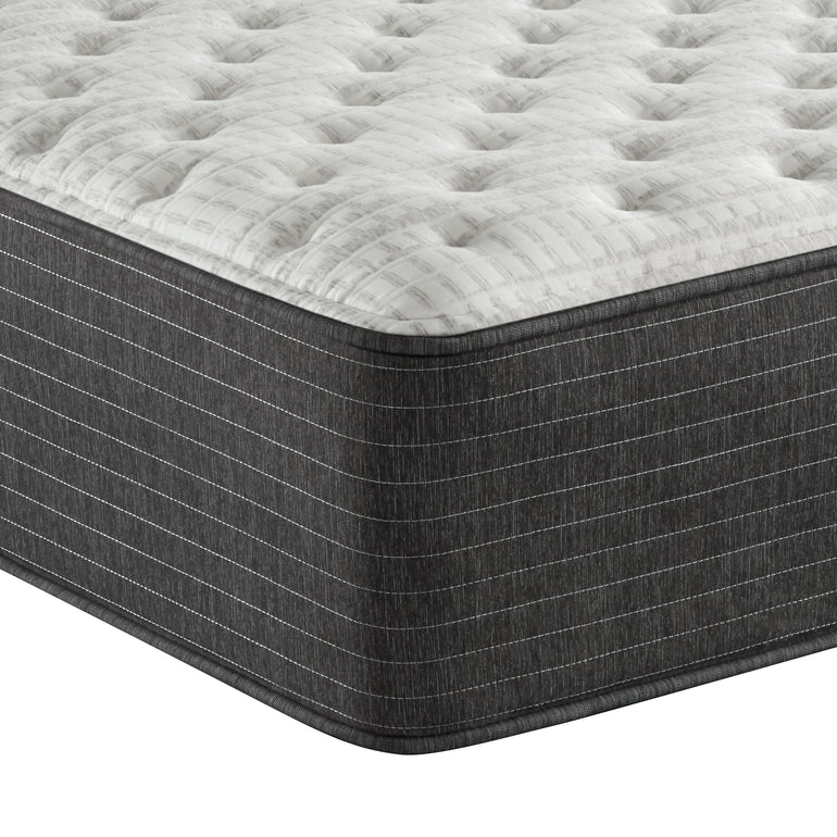Corner view of the Beautyrest Silver BRS900-C Extra Firm mattress