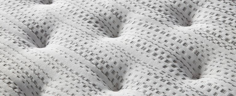 Beautyrest Silver BRS900 Extra Firm